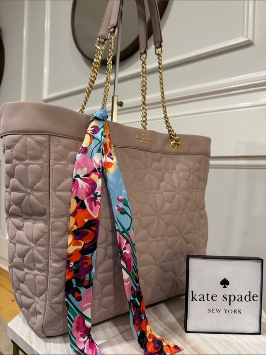 kate spade Handbags - kate spade Bag Flower Cozy Quilted Light Blush Nylon Tote with Gold Chain Handle